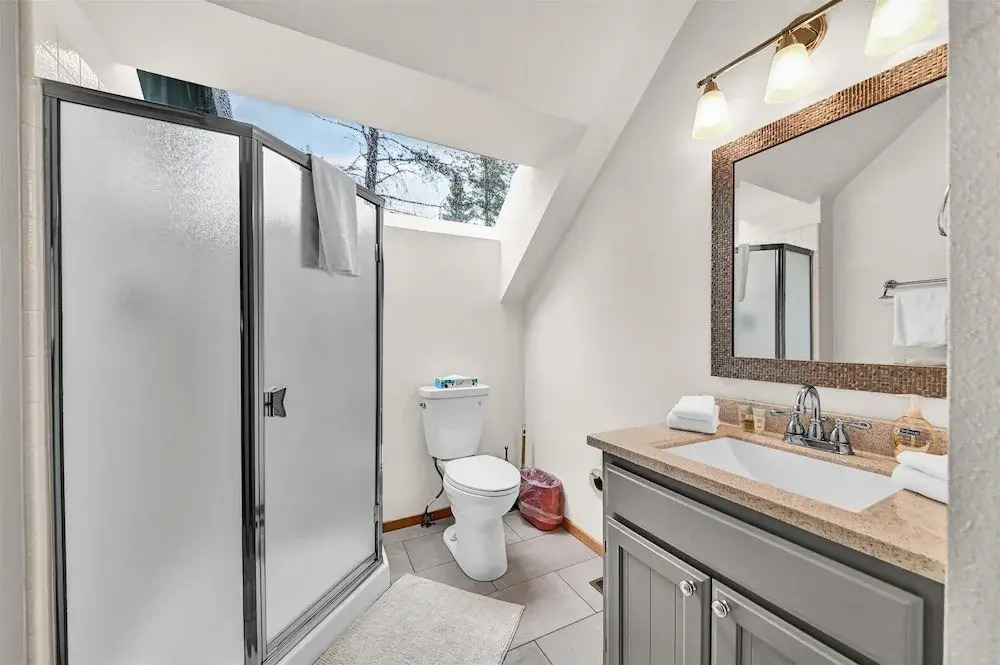 Otter 8 3 Bedroom Home