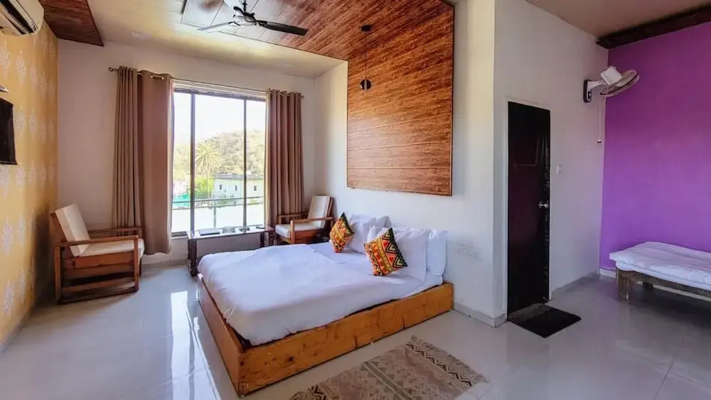 Rudrakshi Inn