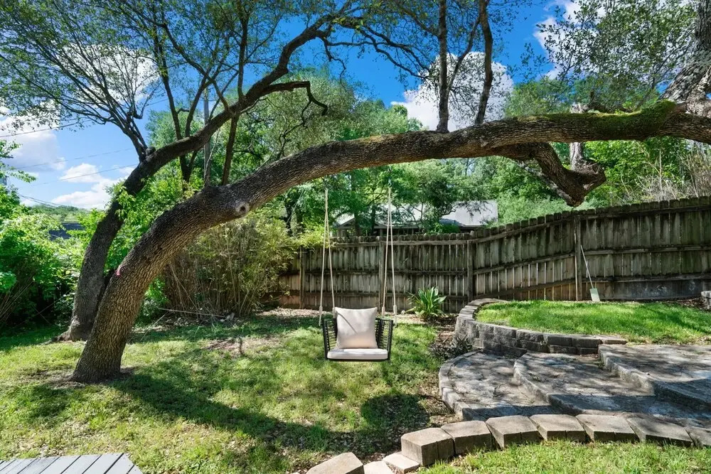 3 Separate Homes Walkable to Soco