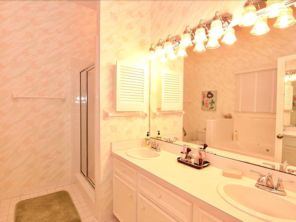 #703 Ford 5 Bedrooms 4 Bathrooms Home