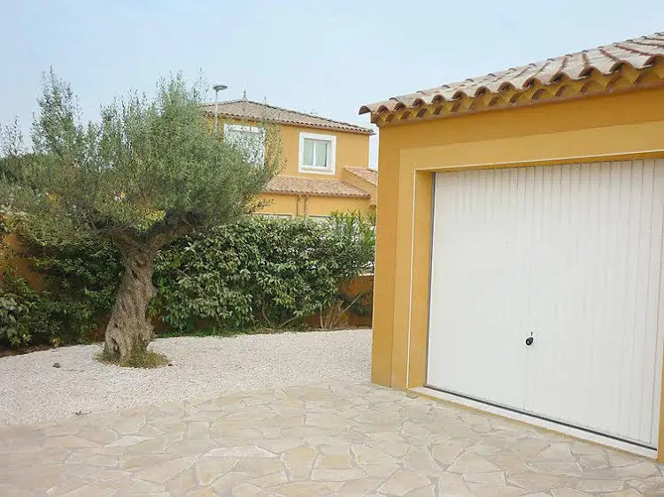 lOccitane - INH 31355