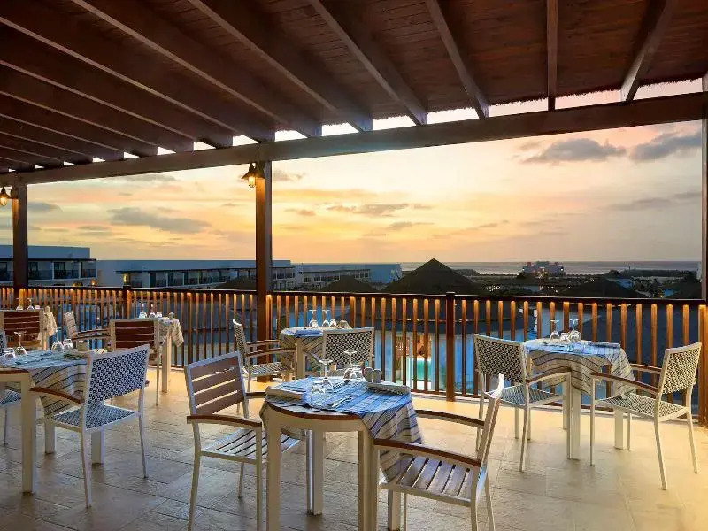 Meliá Laguna Beach
