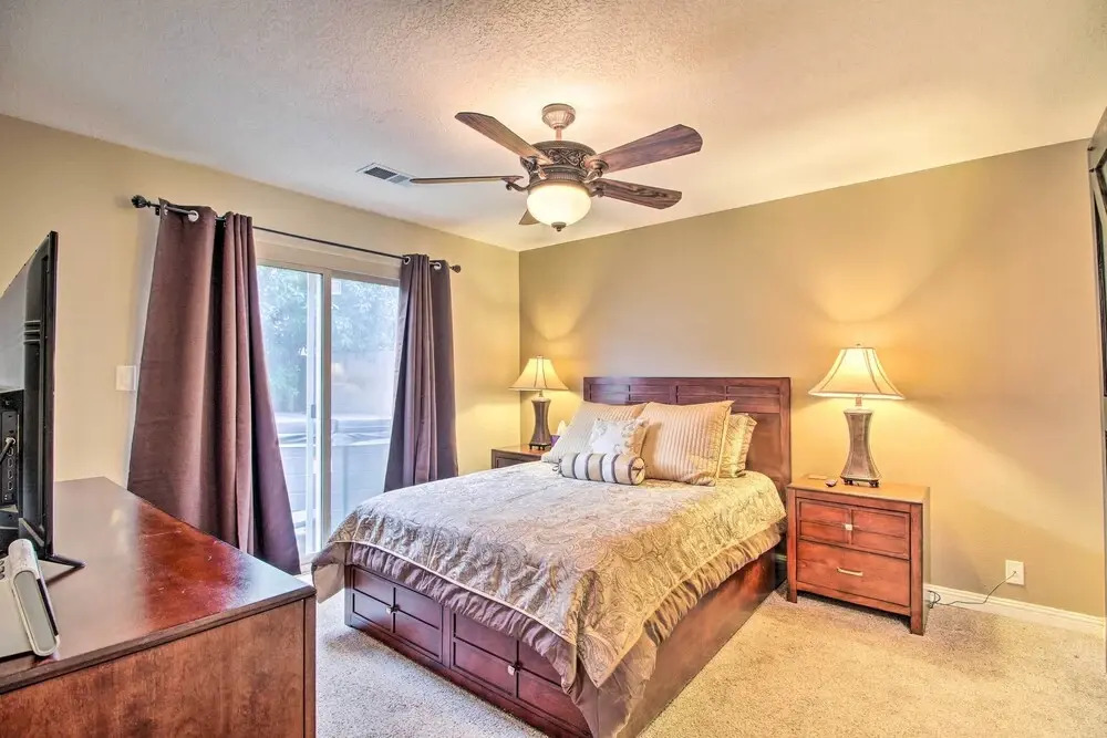 Albuquerque Vacation Home Rental with Hot Tub