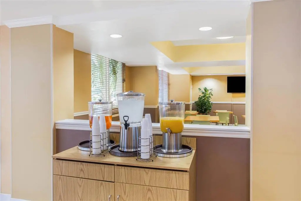 La Quinta Inn And Suites Sarasota