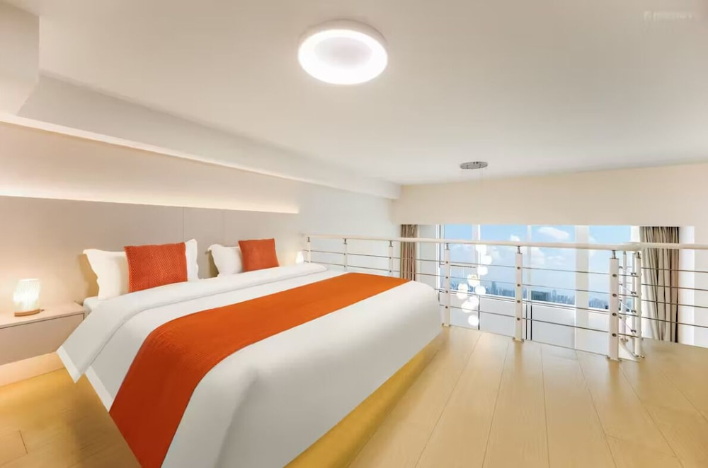 The HEJINN House Design Lofts & Suites-Chunxi Road T,aikoo Li Branch