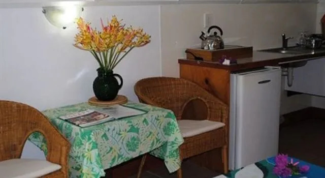 Paradise Cove Lodge