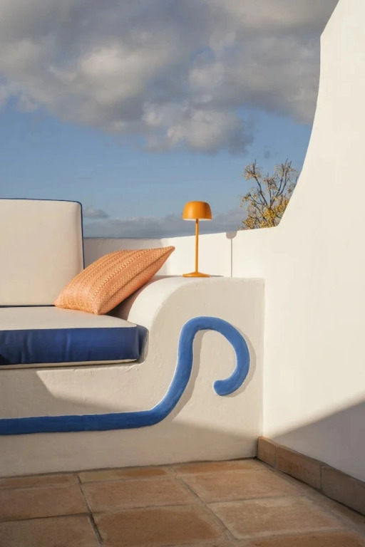 Al Porta Townhouse by Cadenzalux