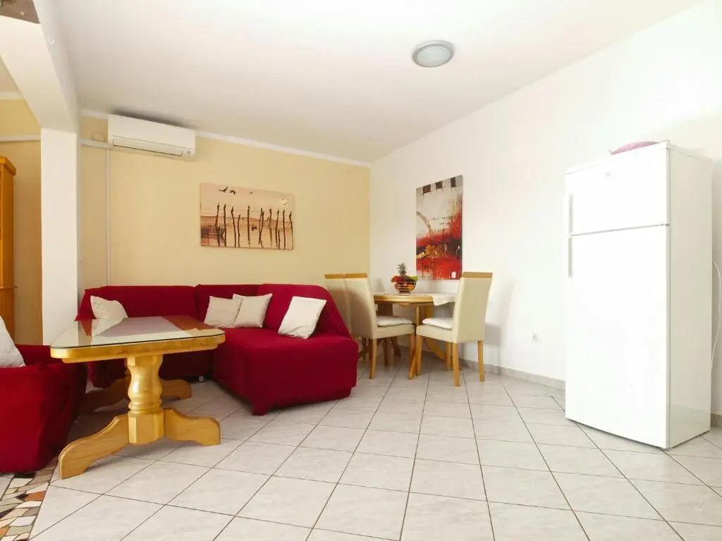 Apartment  Anica 770