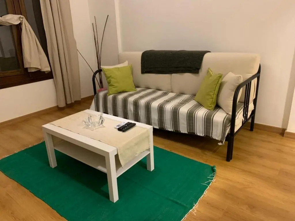 West Golf 1BR