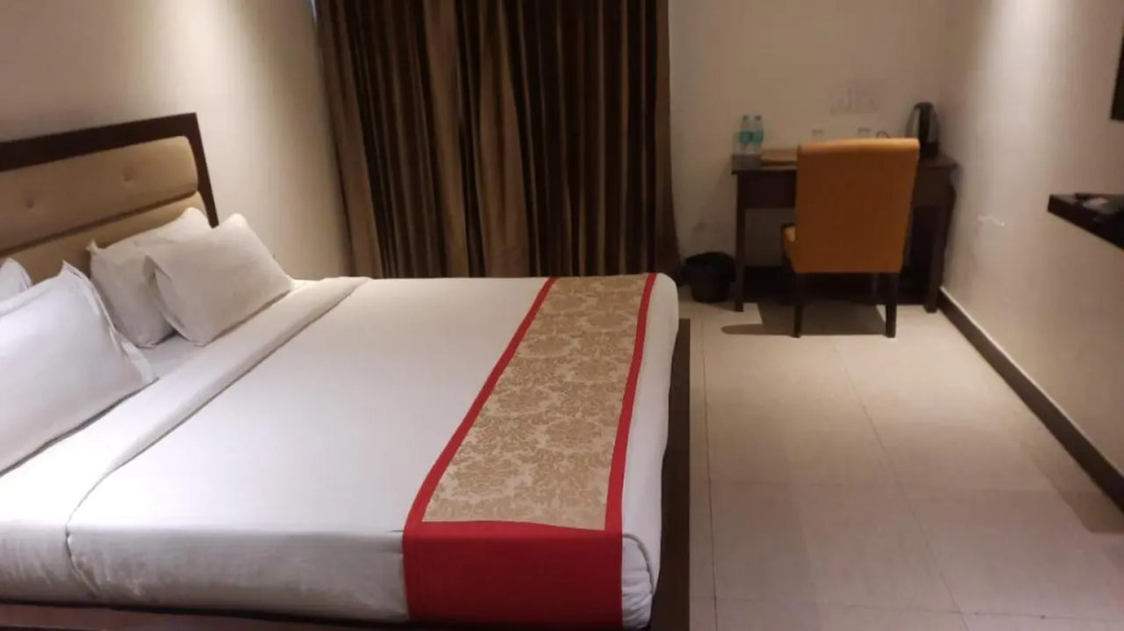 HOTEL AMBROSIA