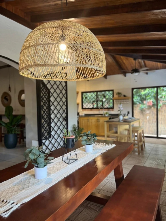 5 min to Beach Private Pool European Style
