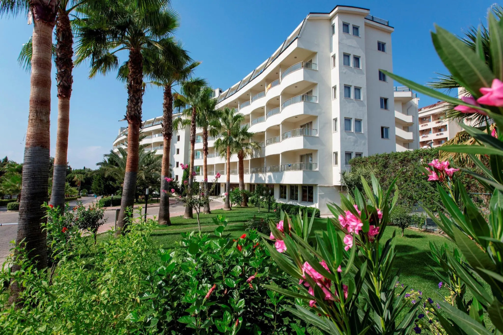 Utopia Beach Club