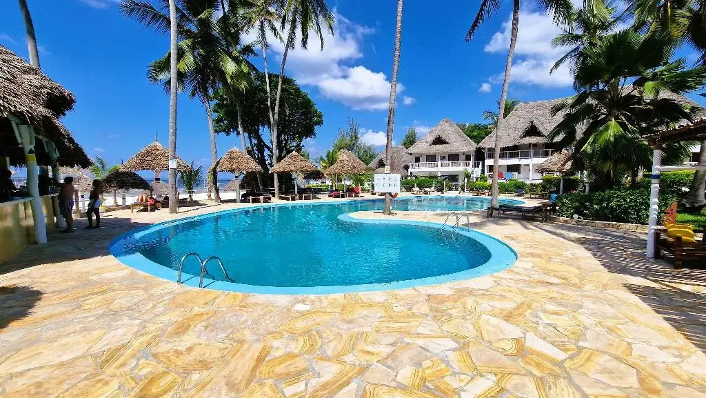 Paradise Beach Resort & Spa