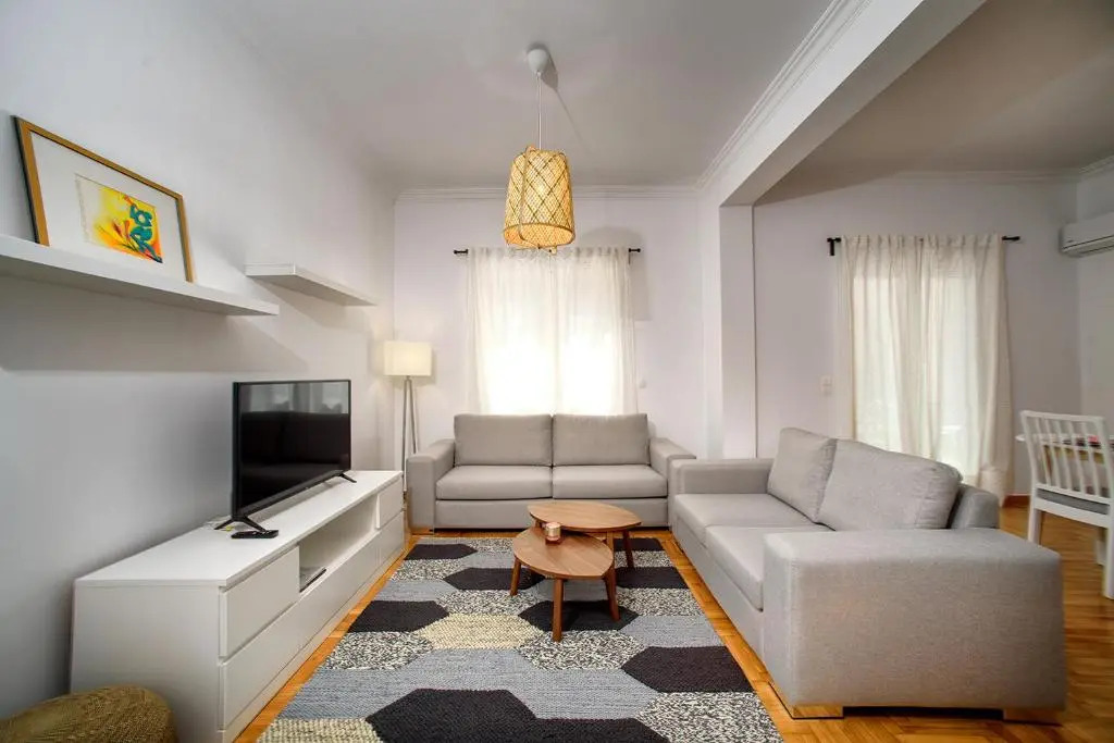 Acropolis area family friendly 2bdr apartment