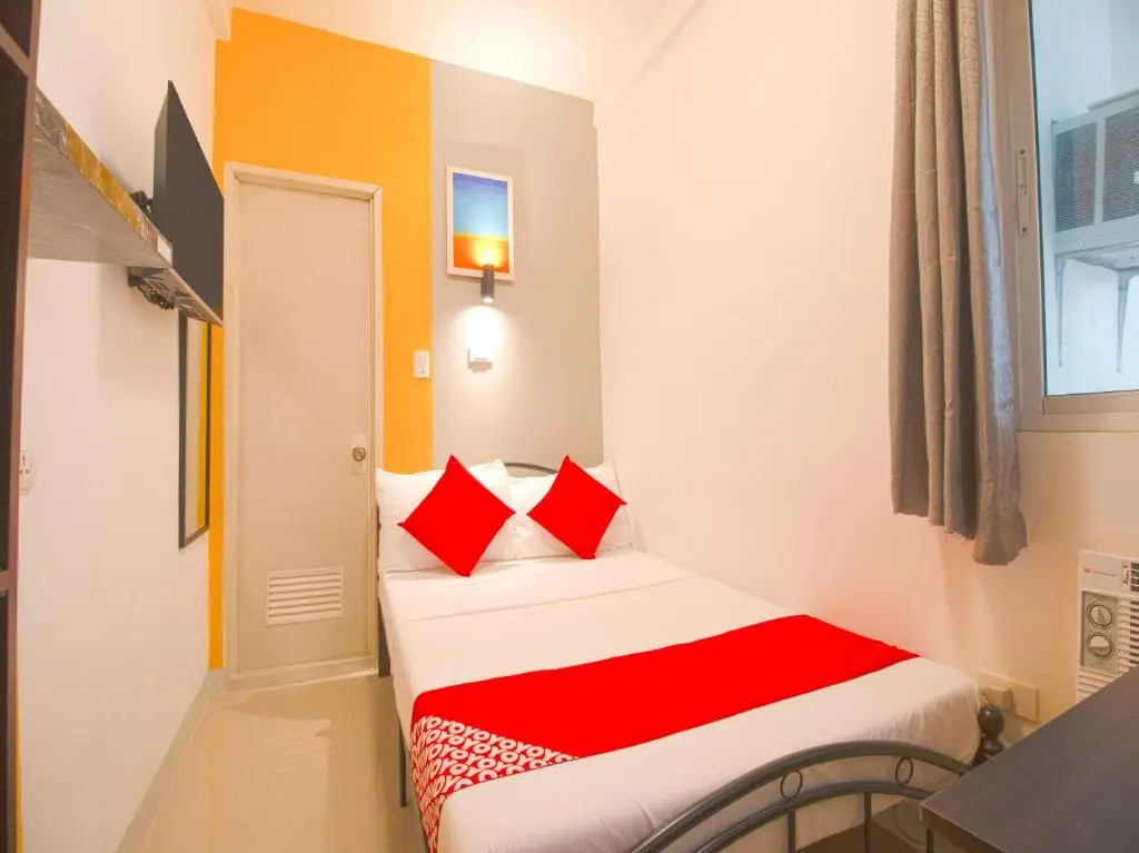 Hometel Barrio House Mactan