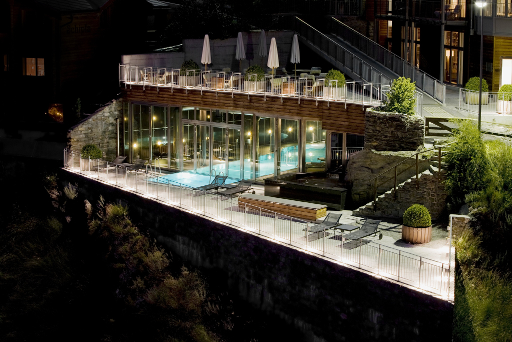 THE OMNIA - Design Mountain Lodge and Spa with Iconic Matterhorn Views