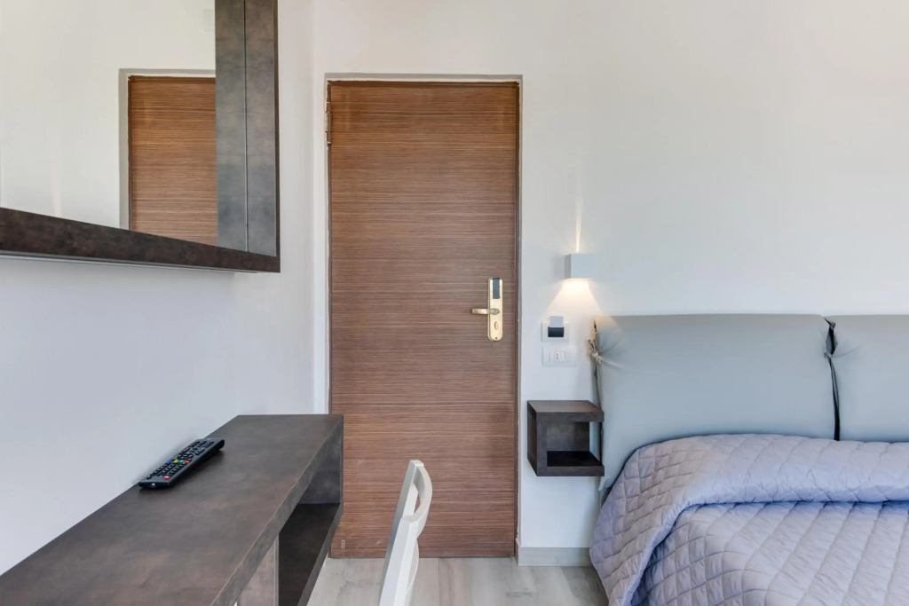 MARITTIMO Riccione - Hotel Clipper FRONTE MARE