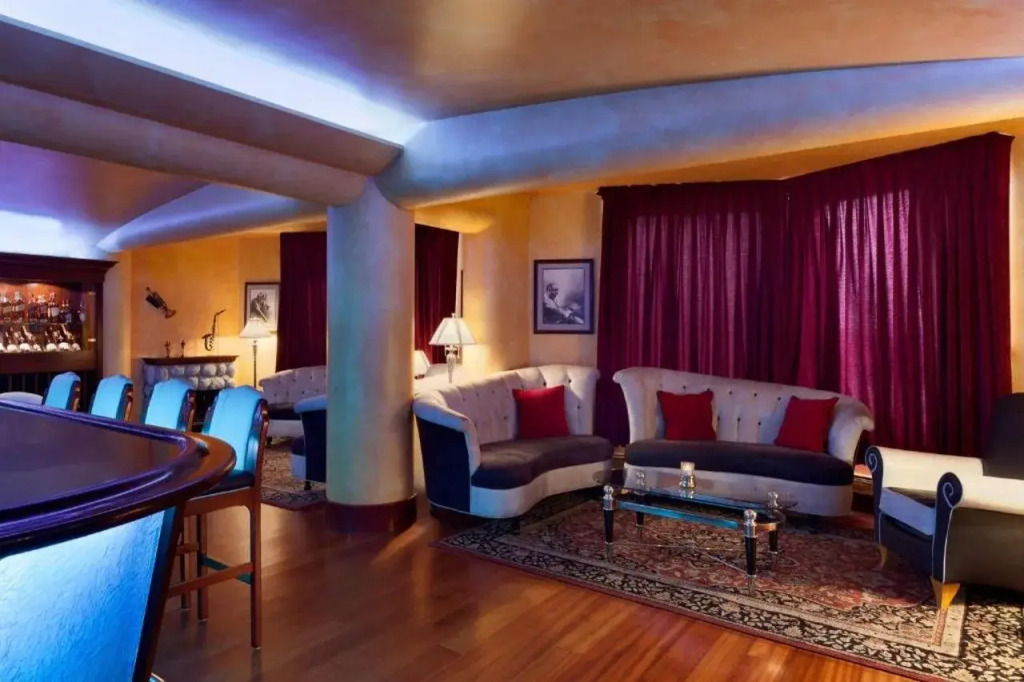Harrahs Lake Tahoe, A Caesars Destination