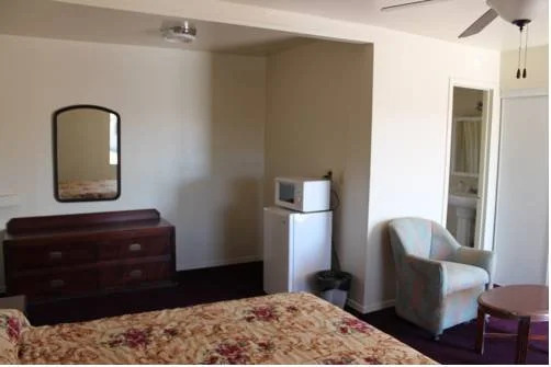 The Sunland Motel