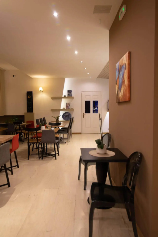 Nidimos Hotel