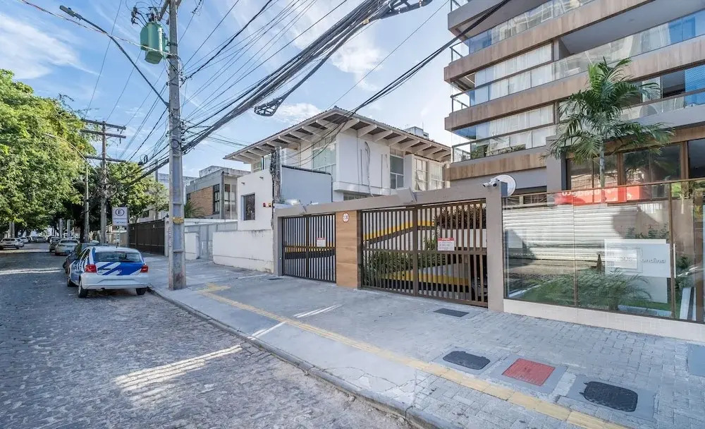 Apartamentos em Prédio c/ Academia na Ondina - SSA - HOA