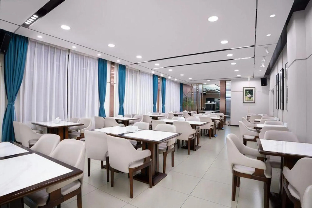 Chengdu Dazhou Hotel
