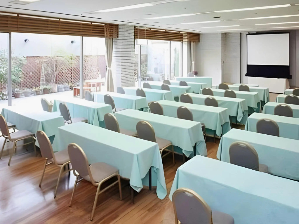 Cypress Garden Hotel
