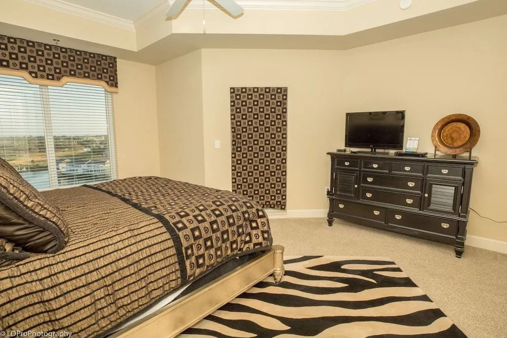 Harbor Landing 704A Destin - 3 Br Condo