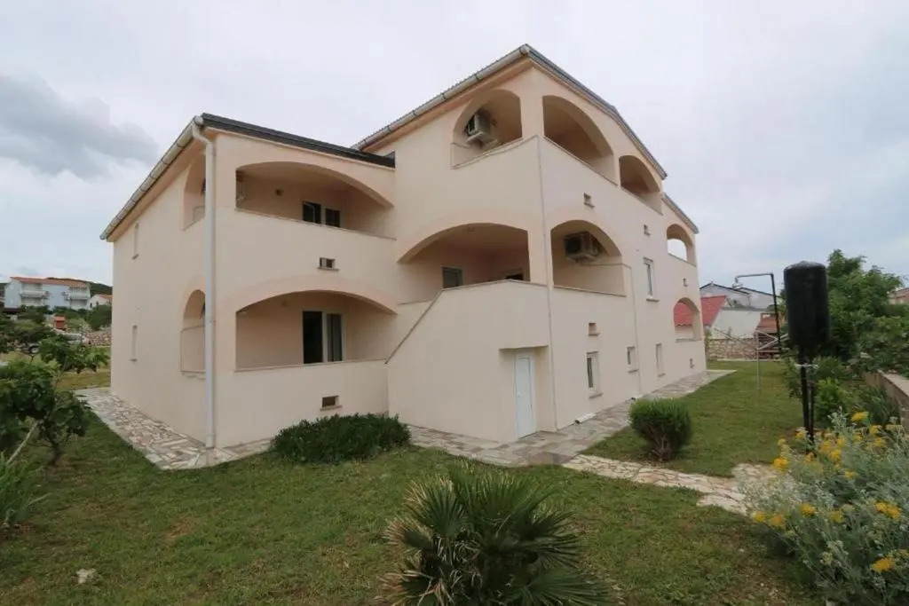 Apartments with a parking space Stara Novalja, Pag - 18860