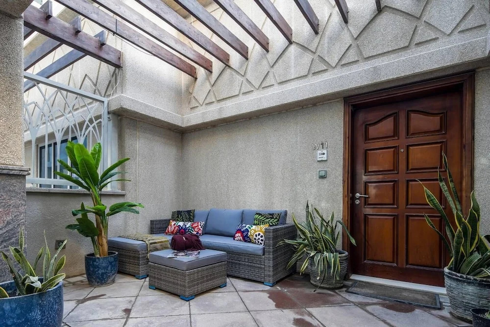 Remarkable & Gorgeous 1BR Loft in Jbr!