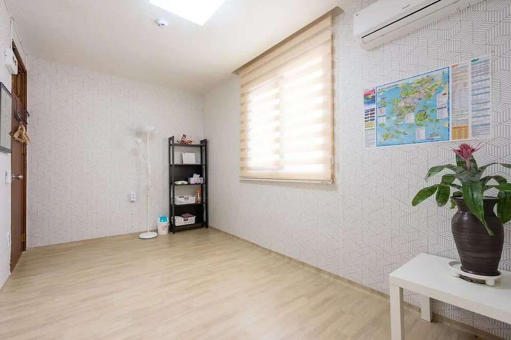 Yours Guesthouse