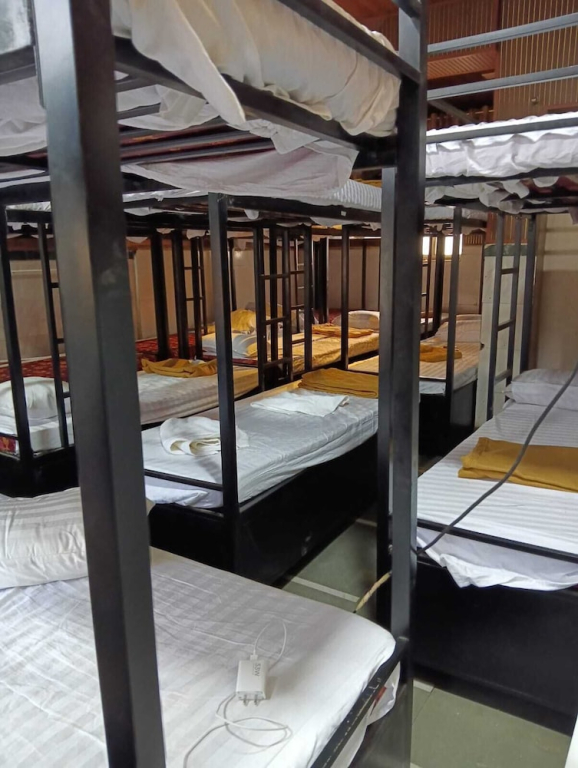 Nawab PG & Hostel Bhiwandi