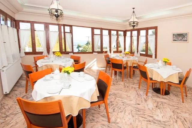 Corali Hotel