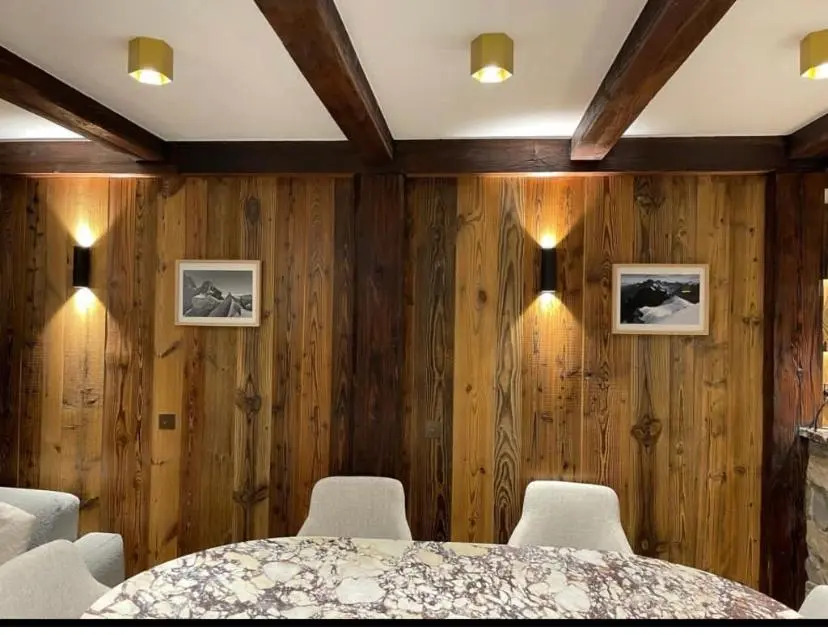 Luxury suite 70m2 balcon courchevel1850 parking