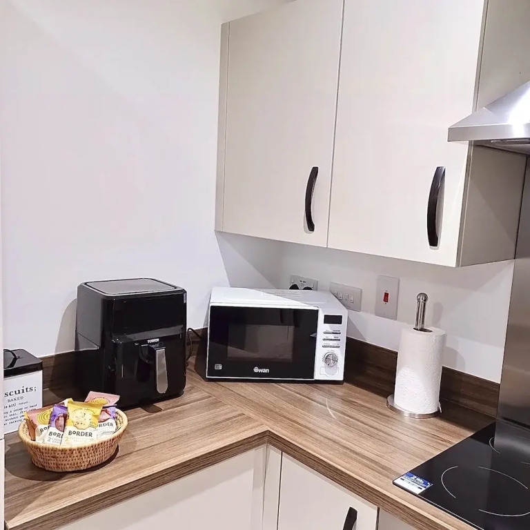 Cozy Coventry Retreat With 2 Bedrooms House