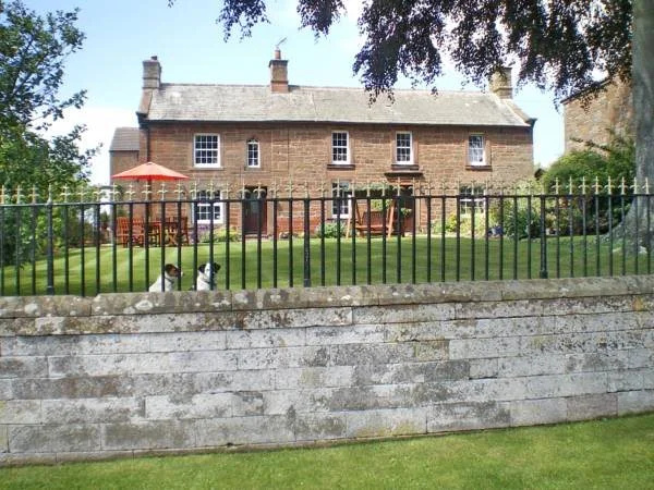Laurel House