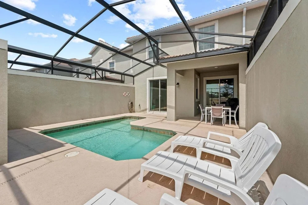 Chic Resort Getaway 15 Min to Disney