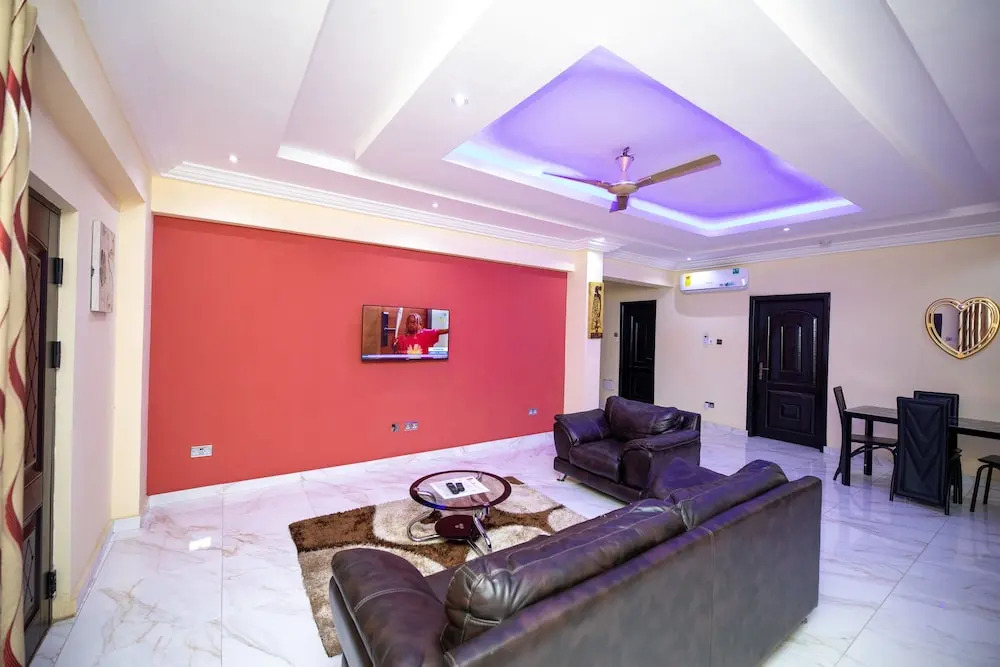 1 Bed Furnished Apt - Aircon, Wifi, Parking