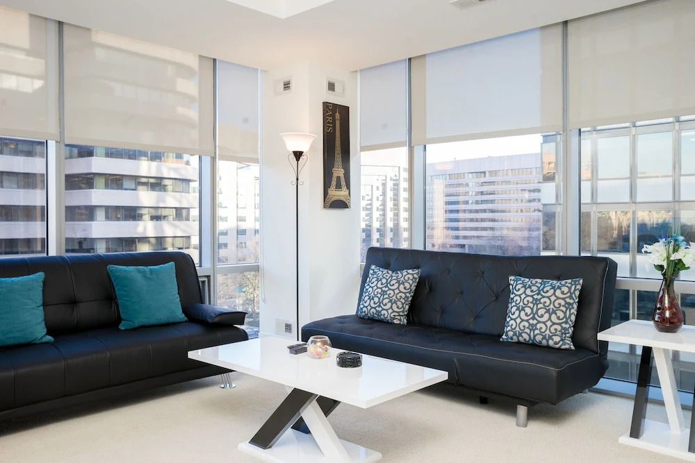 Arlington Fully Furnished Apartments in Crystal City