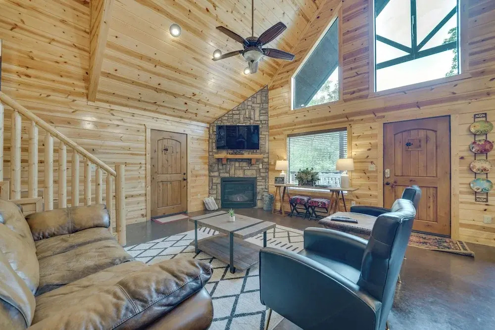 'penny Lane Lodge' Broken Bow Cabin < 6 Mi to Lake