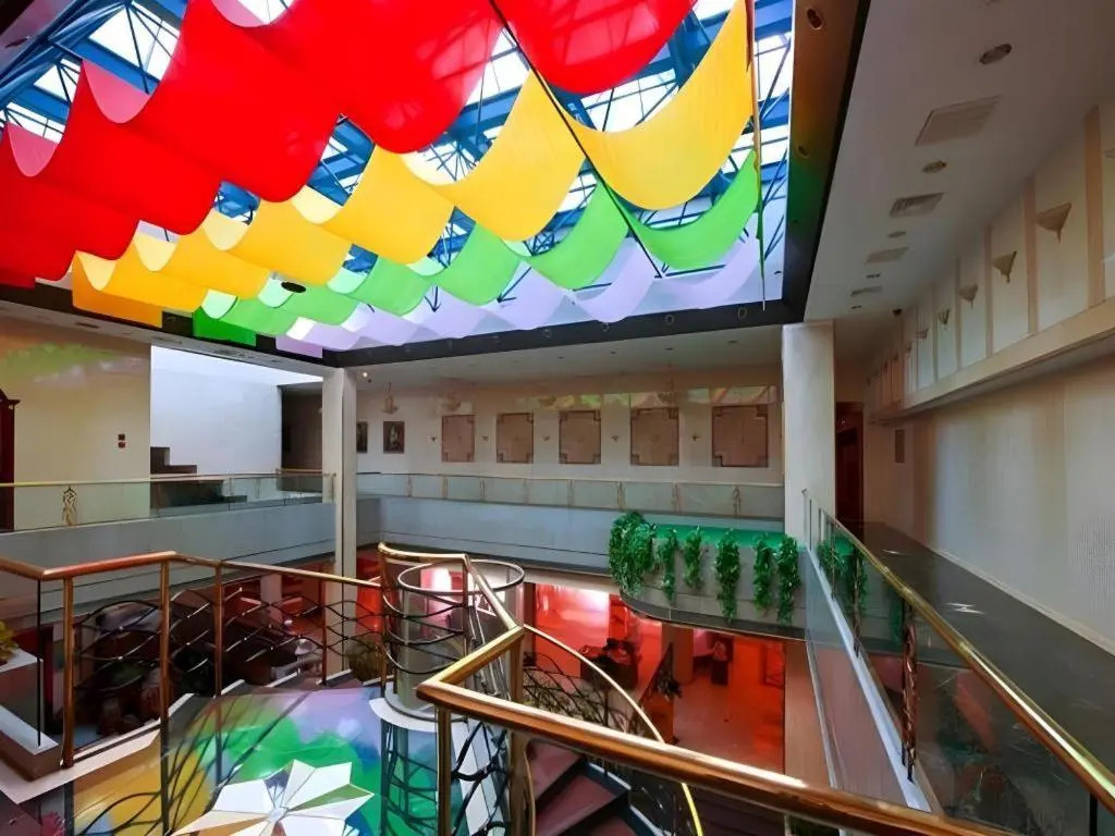 Quanzhou Overseas Chinese Hotel