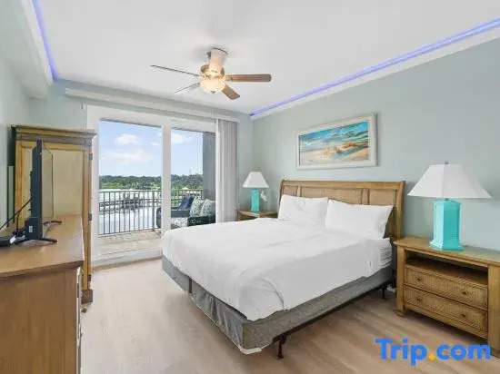Laketown Wharf 329