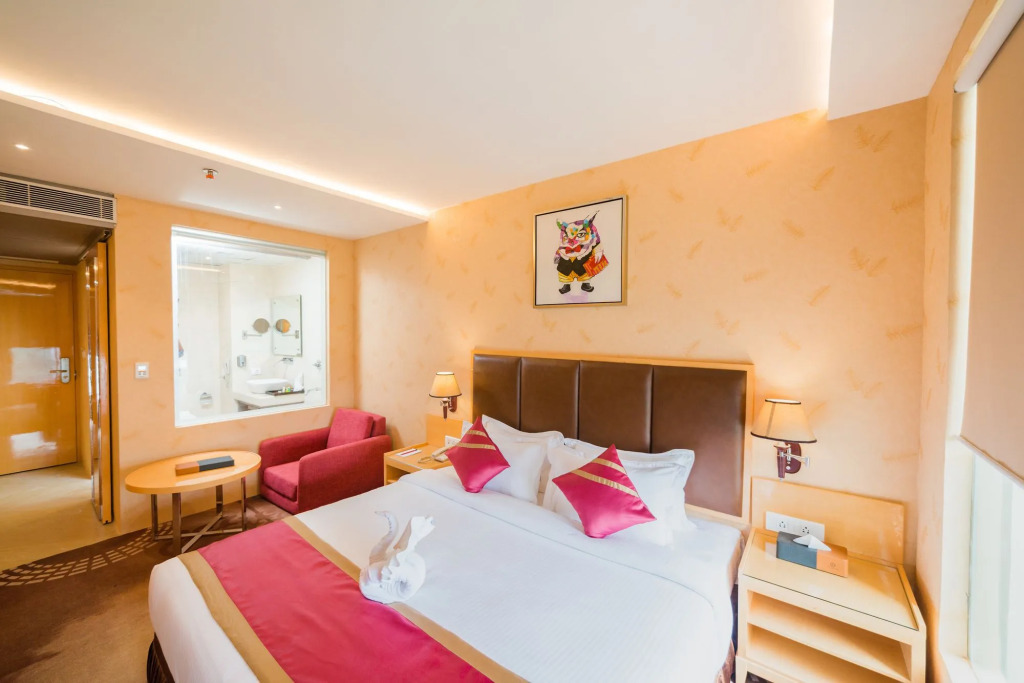 Hotel D'corbiz