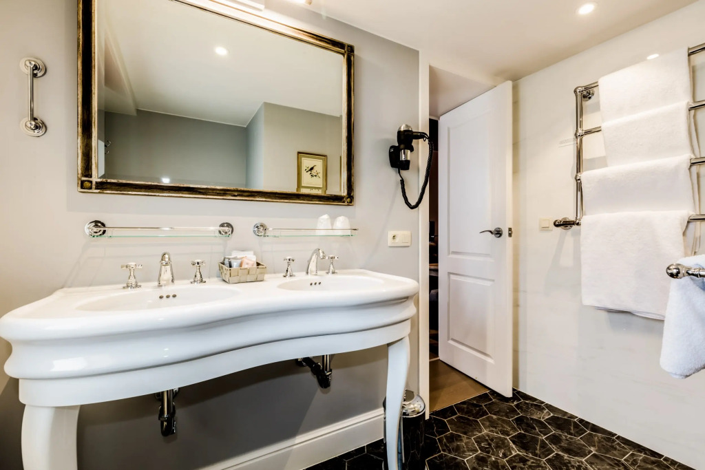 Boutique Hotel De Castillion