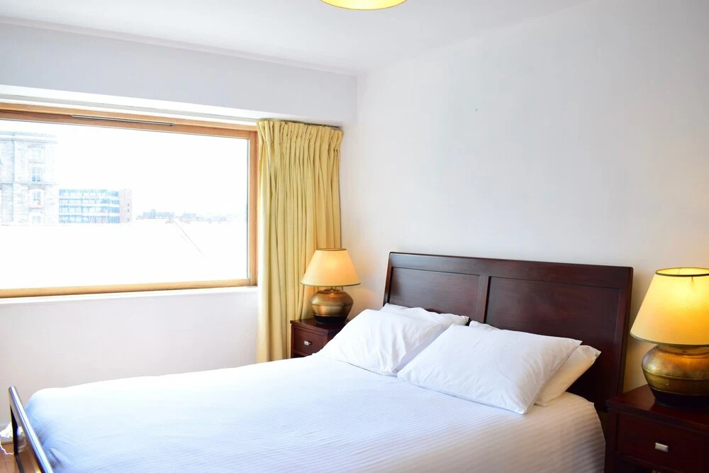 1 Bedroom Flat Near Grand Canal