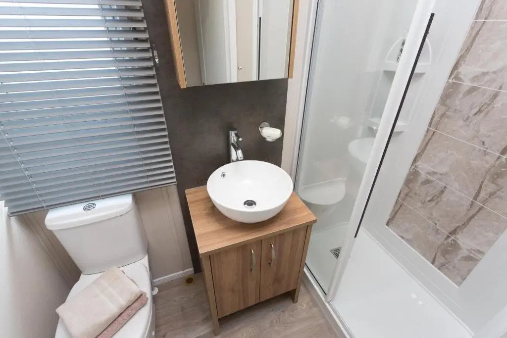 4 Berth Luxury Mini Lodge