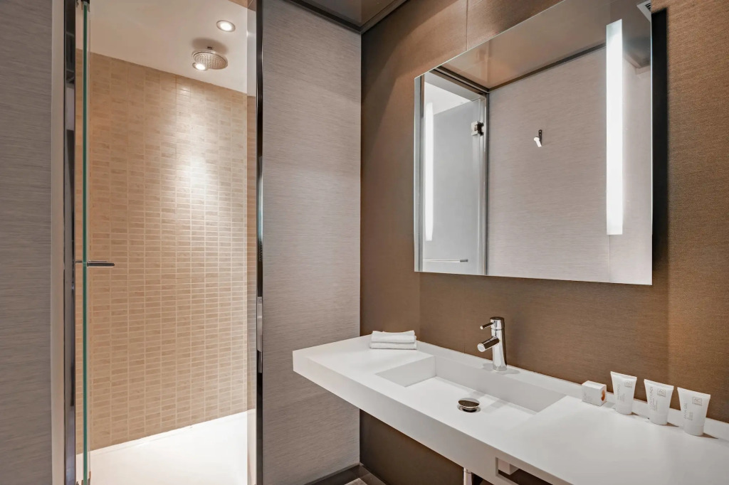 AC Hotel Los Vascos by Marriott