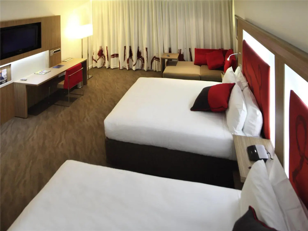 Novotel Sydney West HQ