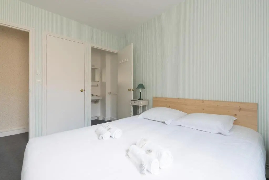 Appartement familial sur la plage de Bonne-Source