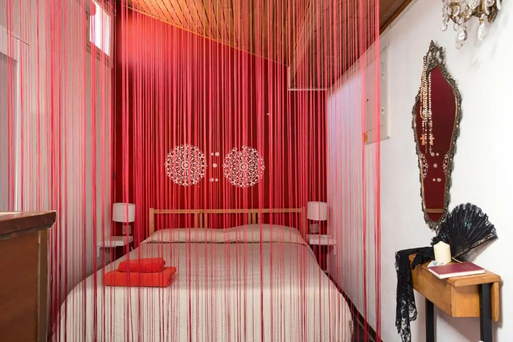 Flat 13